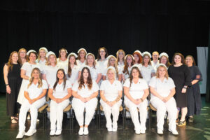 group portrait of nursing students and faculty