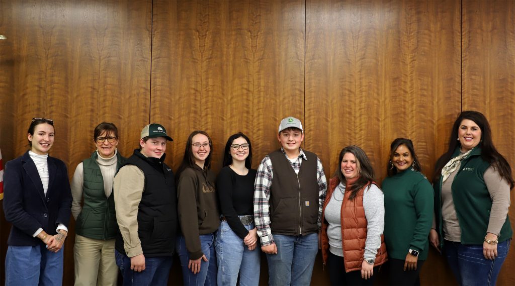 Group photo of Ag Innovation trainees and program instructors/coordinators